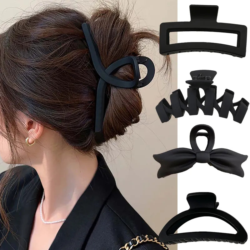 Fashionable elegant black hair clip