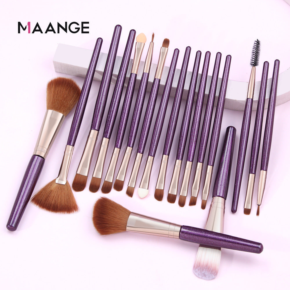 Maange 18 PCs Soft Fluffy Makeup Brushes Set for cosmetics Foundation Blush Powder Eyeshadow Kabuki Blending Makeup brush beauty